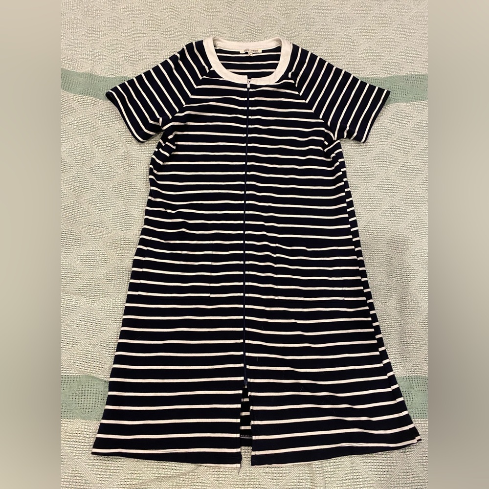 Izzy & Toby zipper dress/robe